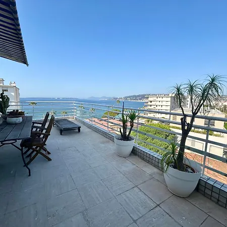 Terrasse Sur Mer * Antibes